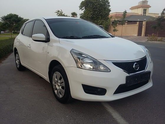 مستعملة Nissan Tiida ثانياً, 1.6 l, 2016 في في دبي من DEVA CARS، اللون أبيض. مواصفات الخليج | AUTO.AE