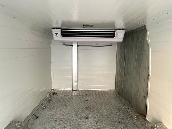 Подержанный Nissan Urvan V (E26) / NV350 Urvan, 2.5 л, 2019 в Дубае от Shalimar Белый цвет. GCC | AUTO.AE