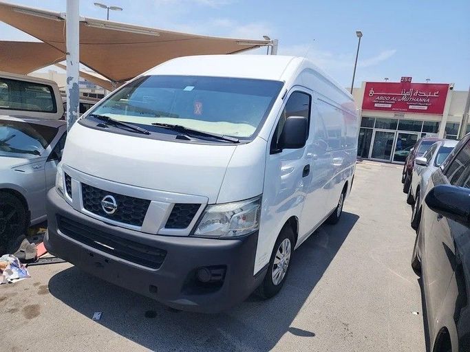 Подержанный Nissan Urvan V (E26) / NV350 Urvan, 2.5 л, 2014 в Дубае от Abdo Al Muthanna Used Cars Белый цвет. GCC | AUTO.AE