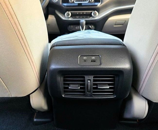 Новый Nissan X-Terra, 2.5 л, 2023 в Дубае от Soltan Auto Серый цвет. GCC | AUTO.AE