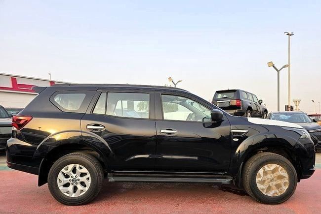 Новый Nissan X-Terra, 2.5 л, 2023 в Дубае от Soltan Auto Черный цвет. GCC | AUTO.AE