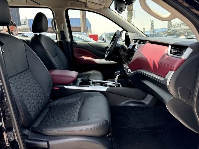 Подержанный Nissan X-Terra, 2.5 л, 2023 в Дубае от Nice Cars Motos Черный цвет. GCC | AUTO.AE