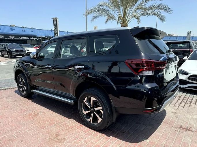 Подержанный Nissan X-Terra, 2.5 л, 2023 в Дубае от Nice Cars Motos Черный цвет. GCC | AUTO.AE