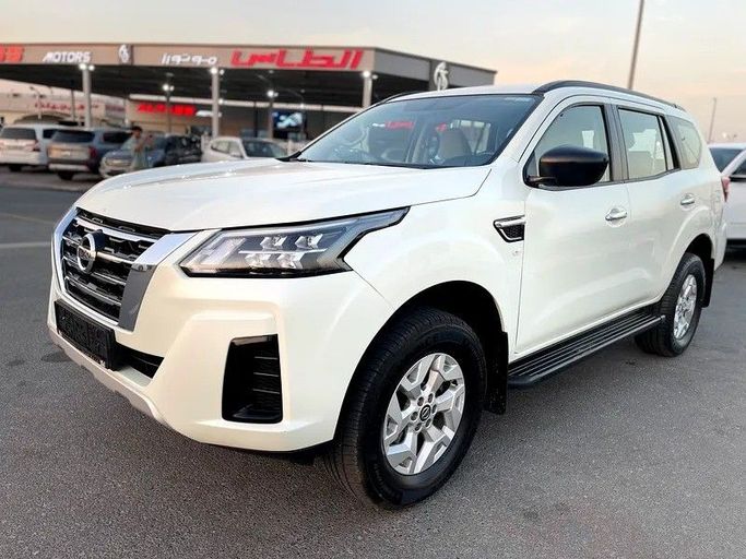 Подержанный Nissan X-Terra, 2.5 л, 2022 в Дубае от Shalimar Белый цвет. GCC | AUTO.AE