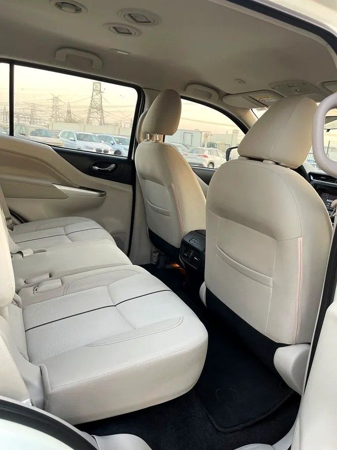 Подержанный Nissan X-Terra, 2.5 л, 2022 в Дубае от Shalimar Белый цвет. GCC | AUTO.AE