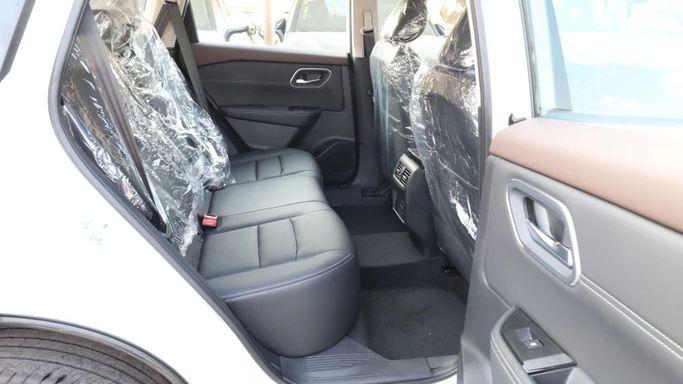 New Nissan X-Trail IV, 1.5 l, 2023 in Dubai by JES Motors, White color. Other | AUTO.AE