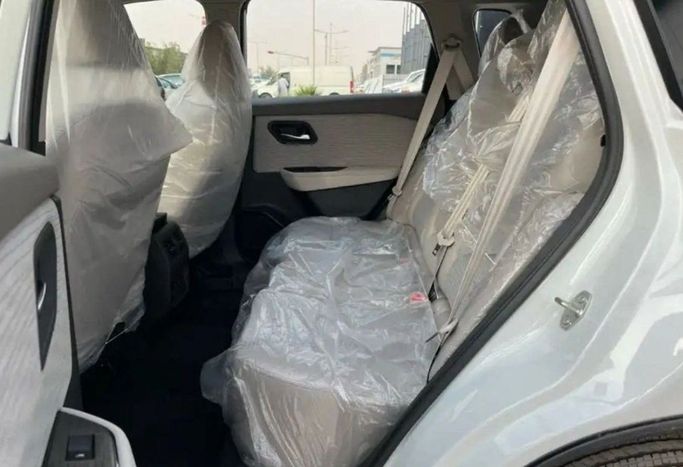 New Nissan X-Trail IV, 2.5 l, 2023 in Dubai by Mohamed Hakim Motors, White color. GCC Specs | AUTO.AE