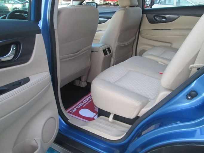 New Nissan X-Trail IV, 2.5 l, 2023 in Dubai by Mohamed Hakim Motors, Navy Blue color. GCC Specs | AUTO.AE