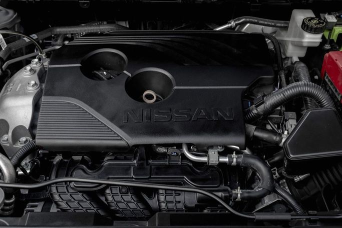 New Nissan X-Trail IV, 2.5 l, 2023 in Dubai by Mohamed Hakim Motors, Silver color. GCC Specs | AUTO.AE