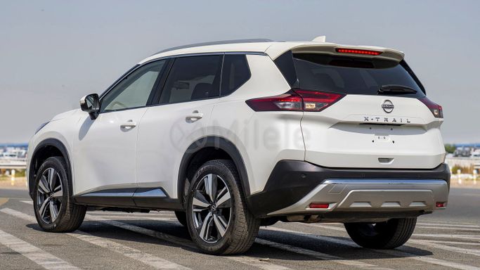 Used Nissan X-Trail IV, 1.5 l, 2023 in Dubai by Milele, White color. Other | AUTO.AE
