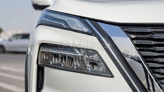 Used Nissan X-Trail IV, 1.5 l, 2023 in Dubai by Milele, White color. Other | AUTO.AE