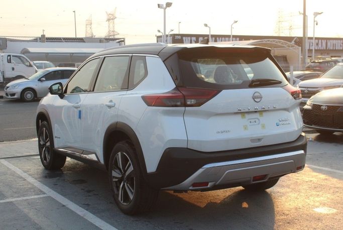 Новый Nissan X-Trail IV, 1.5 л, 2023 в Дубае от Titanum Cars Белый цвет. Other | AUTO.AE