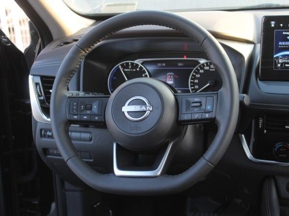 Новый Nissan X-Trail IV, 1.5 л, 2023 в Дубае от Titanum Cars Черный цвет. Other | AUTO.AE