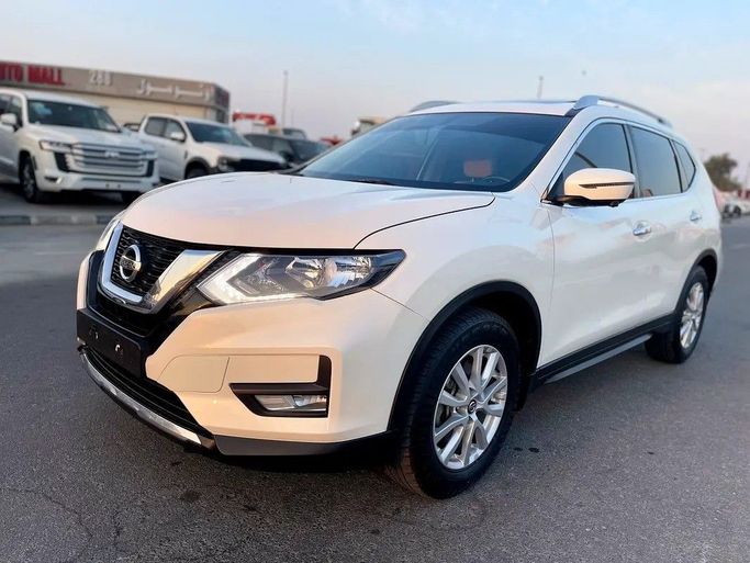 Подержанный Nissan X-Trail III Рестайлинг, 2.5 л, 2021 в Дубае от Shalimar Белый цвет. GCC | AUTO.AE
