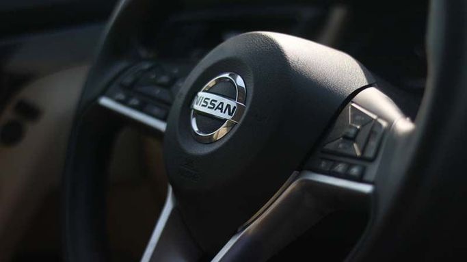 Used Nissan X-Trail III Facelift, 2.5 l, 2022 in Dubai by Cariva Used Cars , Grey color. GCC Specs | AUTO.AE