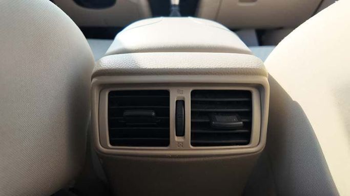 Used Nissan X-Trail III Facelift, 2.5 l, 2022 in Dubai by Cariva Used Cars , Grey color. GCC Specs | AUTO.AE