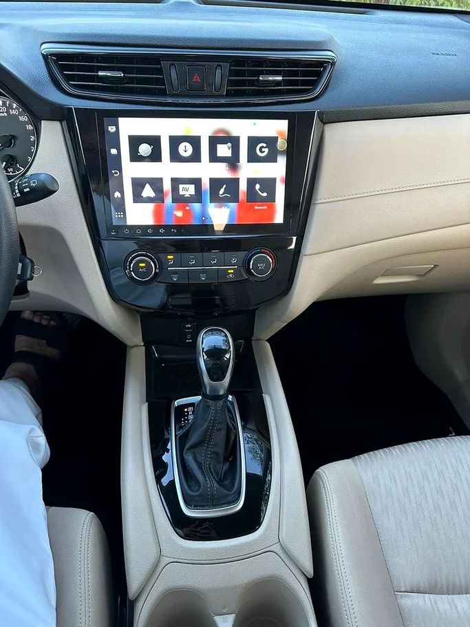 Подержанный Nissan X-Trail III Рестайлинг, 2.5 л, 2020 в Дубае от First Choice Motors Серый цвет. GCC | AUTO.AE