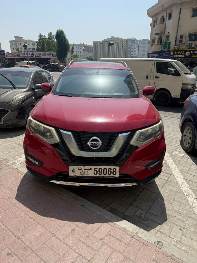 Used ⁦Nissan X-Trail III (T32) Facelift, 2.0 l, 2018⁩ in UAE, Dubai by MASTER CARS USED CARS, Red color. GCC Specs | AUTO.AE | Listing #287315