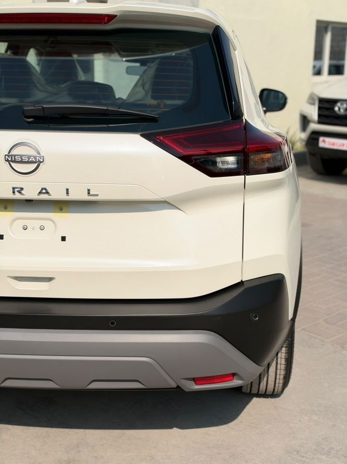 مستعملة Nissan X-Trail فيس ليفت IV، 1.5 لتر، 2026 في الإمارات، دبي من Tamilan Specialized Vehicles Trading LLC، اللون أبيض. مواصفات الخليج | AUTO.AE | إعلان #295402 — صورة 10 من 19