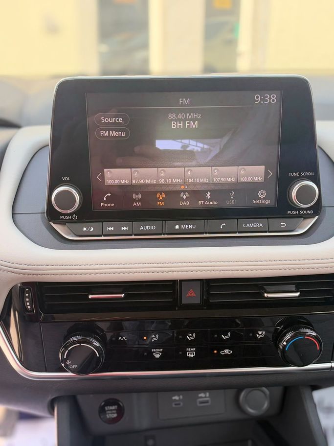 مستعملة Nissan X-Trail فيس ليفت IV، 1.5 لتر، 2026 في الإمارات، دبي من Tamilan Specialized Vehicles Trading LLC، اللون أبيض. مواصفات الخليج | AUTO.AE | إعلان #295402 — صورة 15 من 19