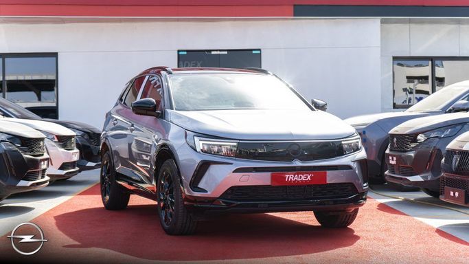 New Opel Grandland X I, 1.6 l, 2024 in Dubai by TRADEX FRANCE MOTORS, Silver color. Other | AUTO.AE