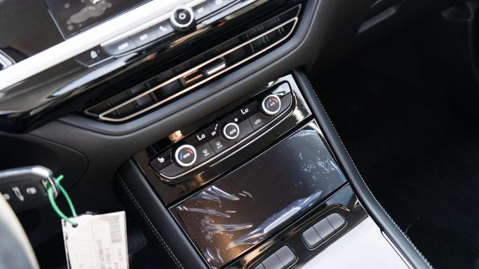 New Opel Grandland X I, 1.6 l, 2024 in Dubai by TRADEX FRANCE MOTORS, Silver color. Other | AUTO.AE