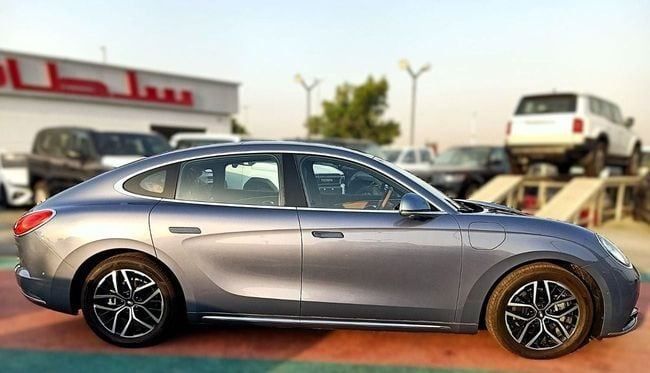 Подержанный ORA Good Cat I, 2023 в Дубае от Soltan Auto Синий цвет. Китайская | AUTO.AE