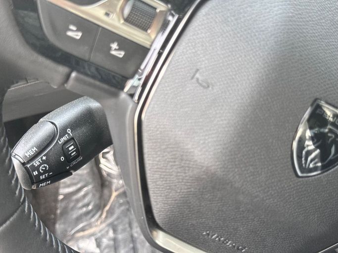 Новый Peugeot 2008 II Рестайлинг, 1.2 л, 2025 в Дубае от Allied Motors Серый цвет. GCC | AUTO.AE