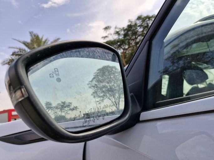 Новый Peugeot 2008 II Рестайлинг, 1.2 л, 2025 в Дубае от Allied Motors Белый цвет. GCC | AUTO.AE