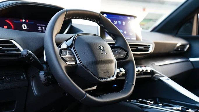 Новый Peugeot 3008 II Рестайлинг, 1.6 л, 2025 в Дубае от TRADEX FRANCE MOTORS Синий цвет. Other | AUTO.AE