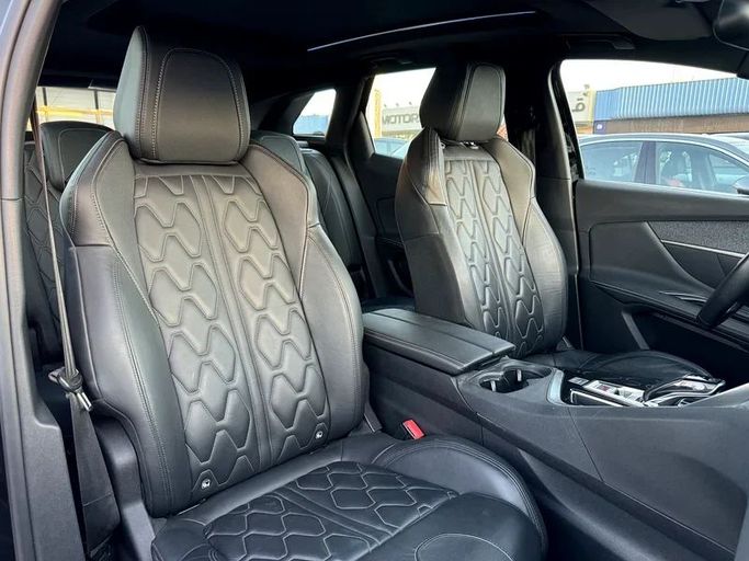 Used Peugeot 308 II Facelift, 1.6 l, 2019 in Dubai by Nice Cars Motos, Black color. GCC Specs | AUTO.AE