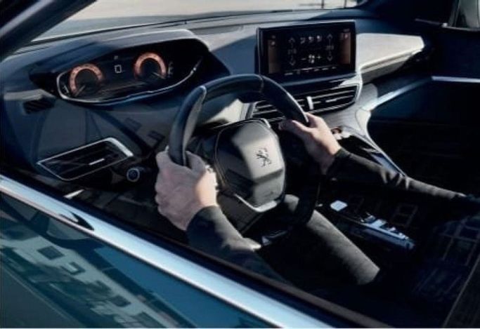 New Peugeot 5008 II Facelift, 1.6 l, 2024 in Dubai by Mohamed Hakim Motors, Blue color. GCC Specs | AUTO.AE