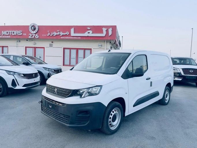 جديدة Peugeot Partner ثالثاً, 1.6 l, 2024 في في دبي من ALPHA MOTORS FZE، اللون أبيض. مواصفات الخليج | AUTO.AE