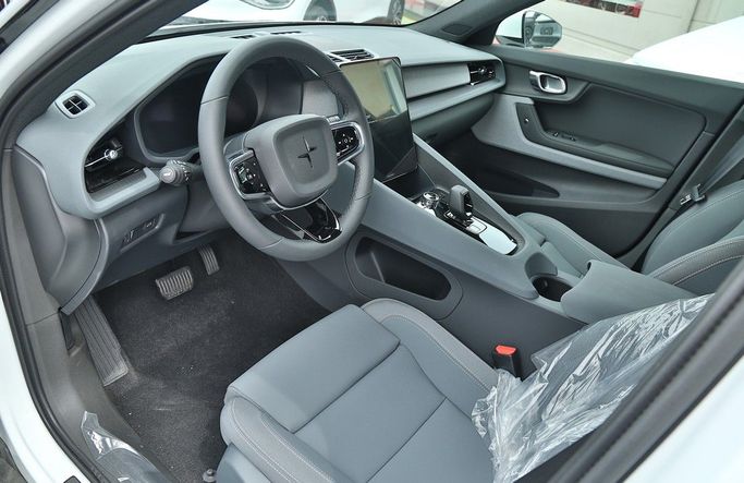 Новый Polestar 2 I, 2022 в Дубае от Prestige motors Белый цвет. Китайская | AUTO.AE