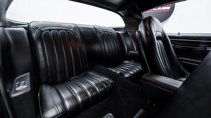 Подержанный Pontiac Firebird II, 6.6 л, 1976 в Дубае от Al Ain Class Motors Черный цвет. Американская | AUTO.AE