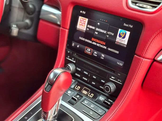 Подержанный Porsche 718 Boxster IV 718 (982), 2.0 л, 2023 в Дубае от 8 Ba Motors Белый цвет. Европейская | AUTO.AE