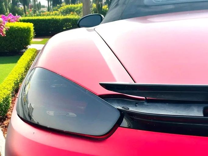 Подержанный Porsche 718 Boxster IV 718 (982), 2.0 л, 2017 в Дубае от Andaleeb Cars Красный цвет. GCC | AUTO.AE