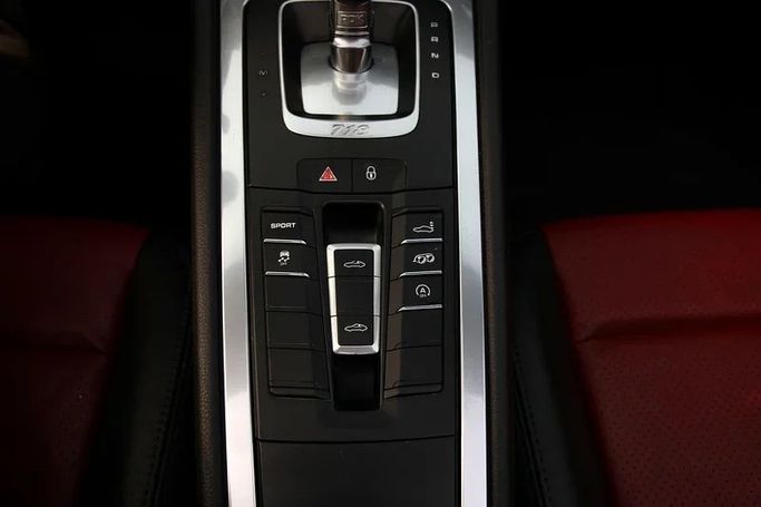 Used Porsche 718 Spyder GTS I (982), 4.0 l, 2019 in Dubai by Mohammad Alkarak Motors, Black color. GCC Specs | AUTO.AE
