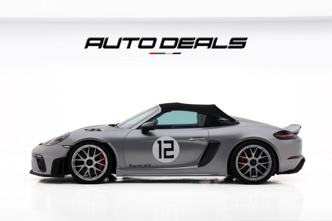 Подержанный Porsche 718 Spyder  RS I (982), 4.0 л, 2025 в Дубае от AUTO DEALS Серебристый цвет. GCC | AUTO.AE