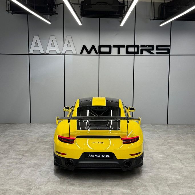 Used Porsche 911 GT2 991, 3.8 l, 2018 in Dubai by AAA Motors, Yellow color. Other | AUTO.AE