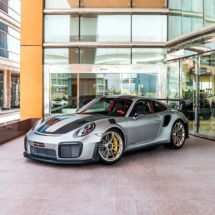 Used Porsche 911 GT2 RS 991, 3.8 l, 2018 in UAE, Dubai by Q Motors, Silver color. European Specs | AUTO.AE | Listing #282510