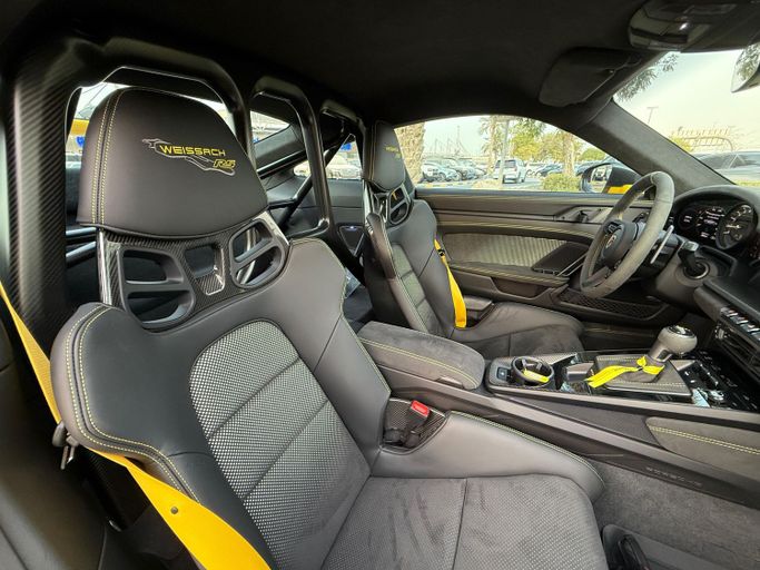 Used Porsche 911 GT3 RS 992, 4.0 l, 2023 in Dubai by Royal Motors, Yellow color. GCC Specs | AUTO.AE