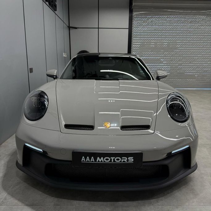 جديدة Porsche 911 GT3 992, 4.0 l, 2023 في في دبي من AAA Motors، اللون رمادي. المواصفات الأوروبية | AUTO.AE