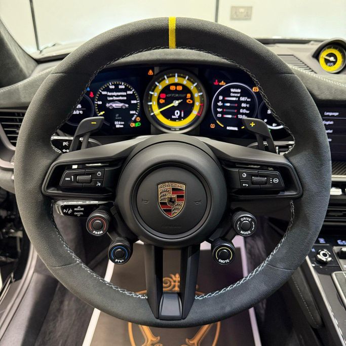 Новый Porsche 911 GT3 Weissach Package 992 Рестайлинг, 4.0 л, 2025 в Дубае от AAA Motors Черный цвет. GCC | AUTO.AE