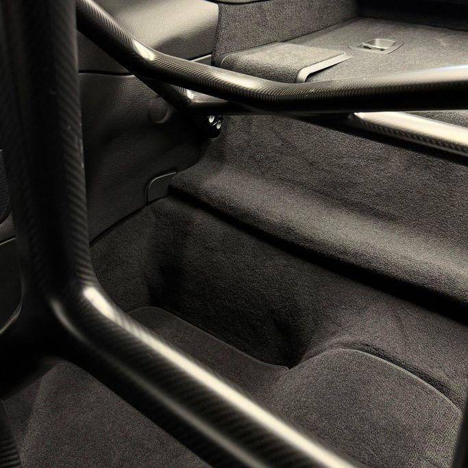 Подержанный Porsche 911 GT3 Weissach Package 992 Рестайлинг, 4.0 л, 2024 в Дубае от AAA Motors Синий цвет. GCC | AUTO.AE