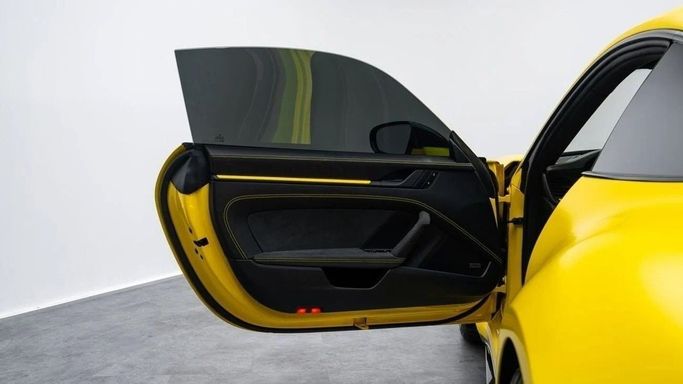 Used Porsche 911 GT3 992, 4.0 l, 2022 in Dubai by Al Ain Class Motors, Yellow color. GCC Specs | AUTO.AE