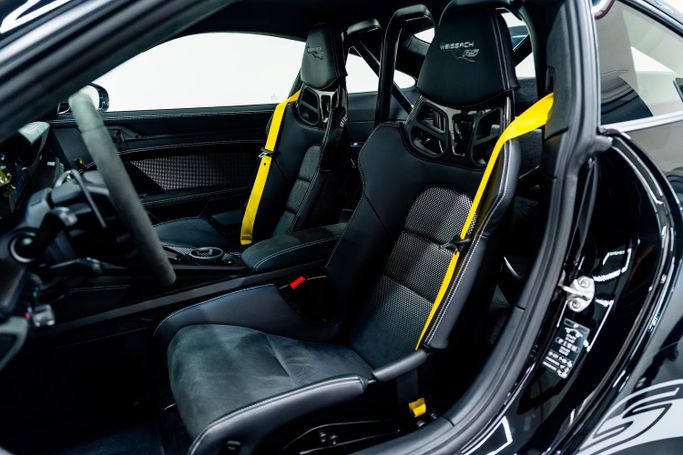 Новый Porsche 911 GT3 Weissach Package 992 Рестайлинг, 4.0 л, 2025 в Дубае от PUPIL OF FATE MOTORS Черный цвет. Европейская | AUTO.AE