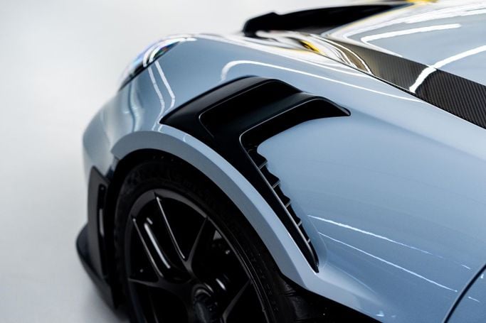 Новый Porsche 911 GT3 Weissach Package 992 Рестайлинг, 4.0 л, 2025 в Дубае от PUPIL OF FATE MOTORS Серый цвет. Европейская | AUTO.AE