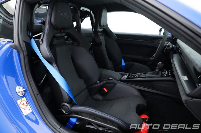 Новый Porsche 911 GT3 Weissach Package 992 Рестайлинг, 4.0 л, 2026 в Дубае от AUTO DEALS Синий цвет. GCC | AUTO.AE