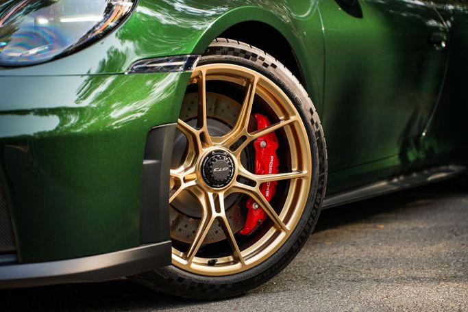 New Porsche 911 GT3 Weissach Package 992 Facelift, 4.0 l, 2026 in Dubai by AUTO DEALS, Green color. GCC Specs | AUTO.AE